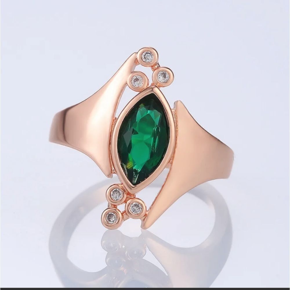 NWT Marquise Cut Elvish Cubic Zirconia Ring 8